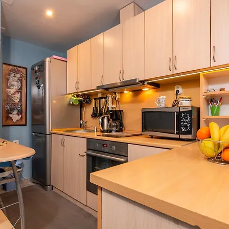 Apartament Tullip - Two Bedroom Smolyan